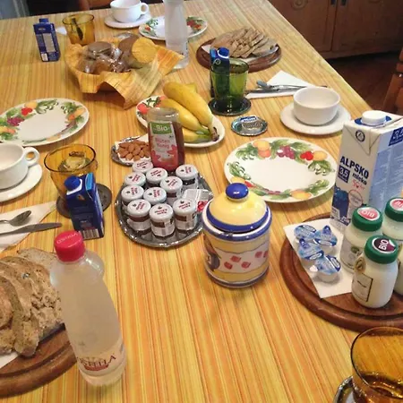 Teuffenbach Bed & Breakfast *